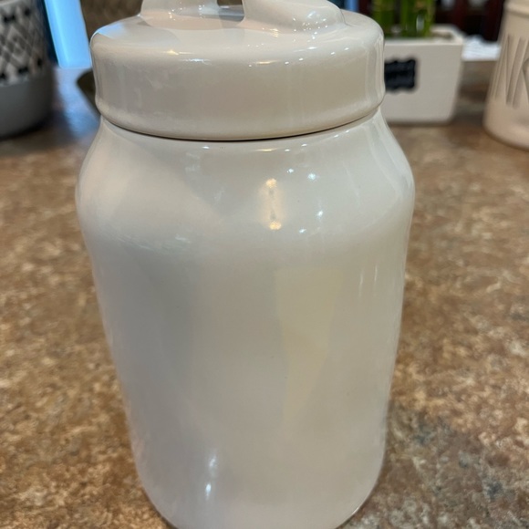 Rae Dunn Home Made Canister Released in 2023 - Picture 2 of 2